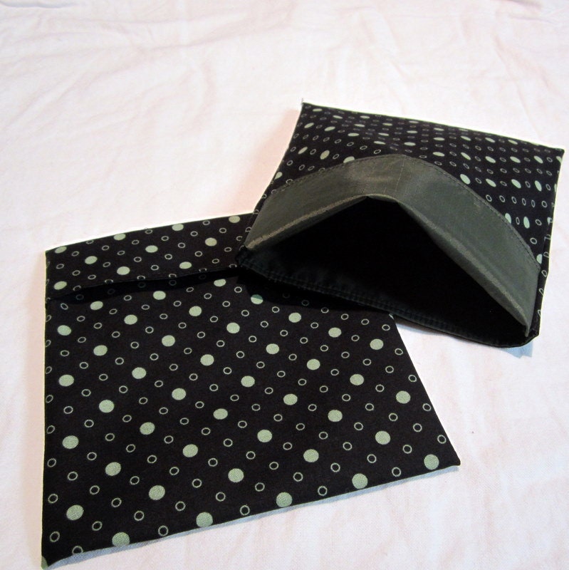 Lined LARGE FlipFlap Sack--green dots Sandwich bag