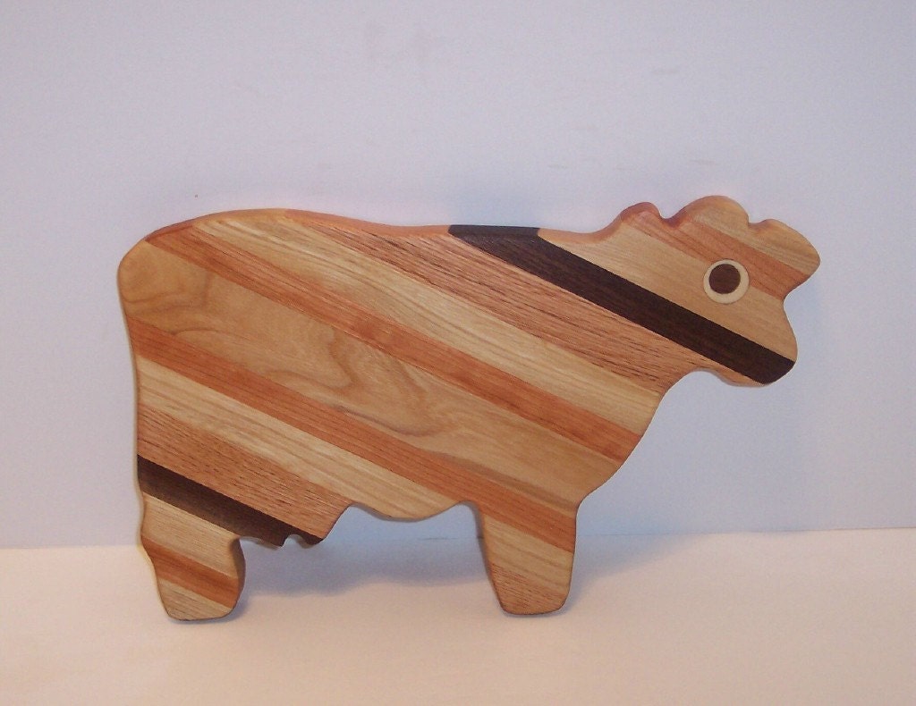 Cheese Cutting Board Shaped Like A COW