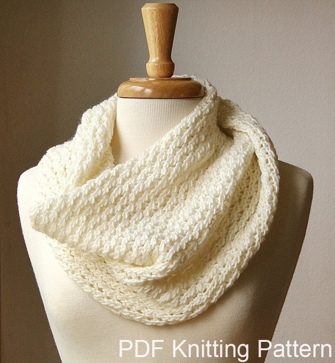 Infinity Scarf KNITTING PATTERN. Circular scarf snood. Bridget Cowl. PDF Electronic Delivery.