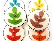 Oak Leaf Buttons.  5 bright handmade buttons.  Needlecraft Supplies.