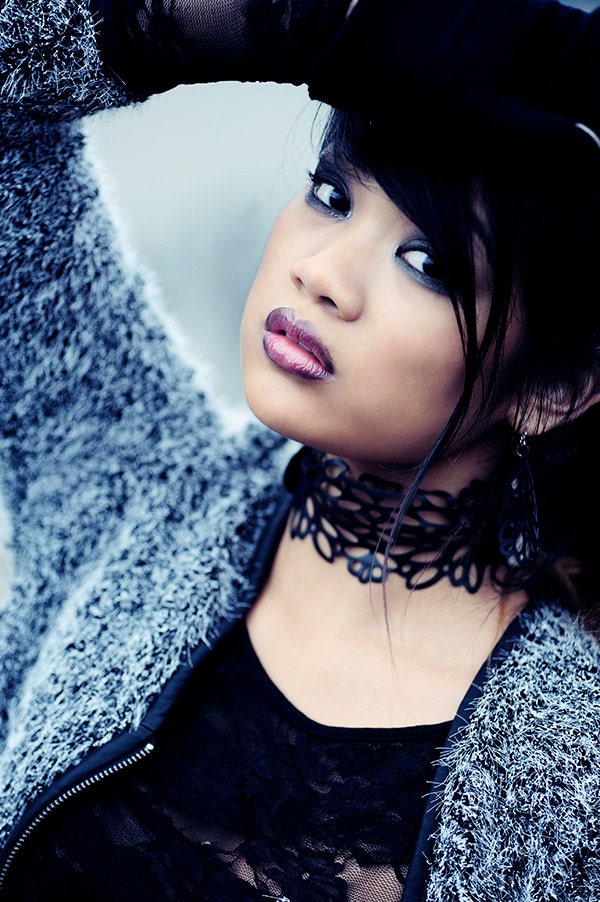 Urban Lace Reflection Necklace