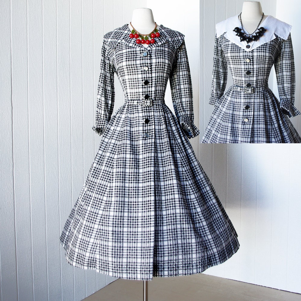 vintage 1950's dress ...2 in 1 BLACK & WHITE GINGHAM covertible collar full skirt shirtwaist lucy dress l xl