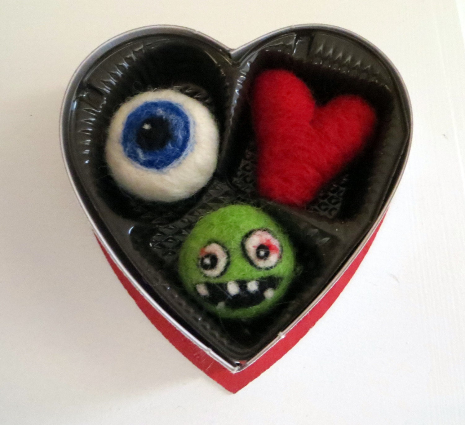 Eye Heart You - Needle Felted Zombie Valentine