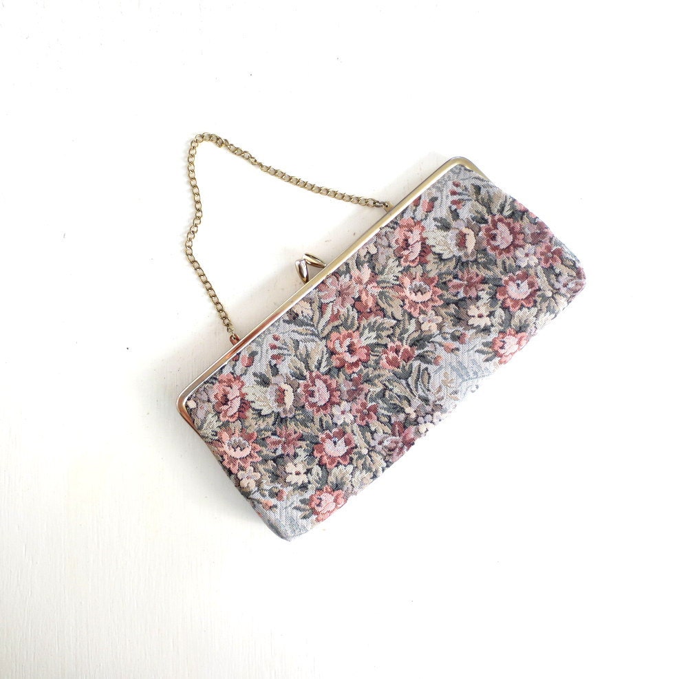Vintage 60s Clutch / Tapestry Clutch / 1960s Purse