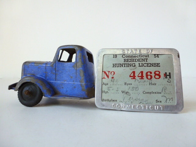 Vintage 1954 Metal Connecticut Hunting License