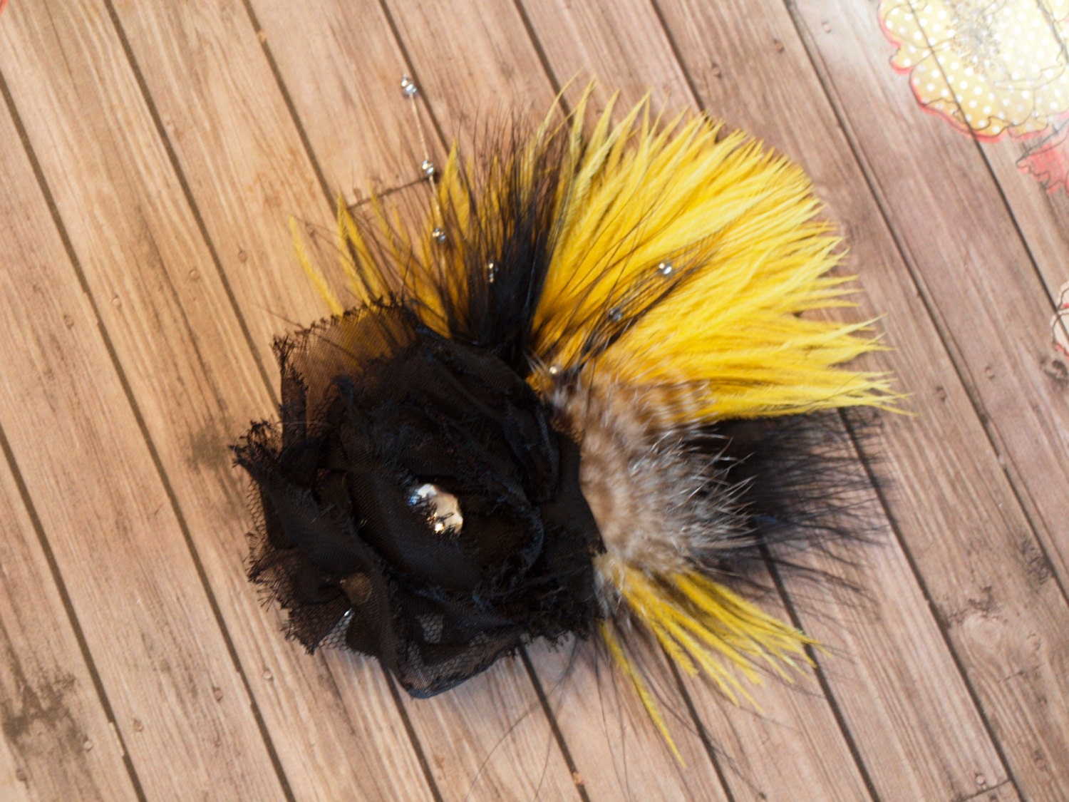 Yellow Black and Gray Fascinator