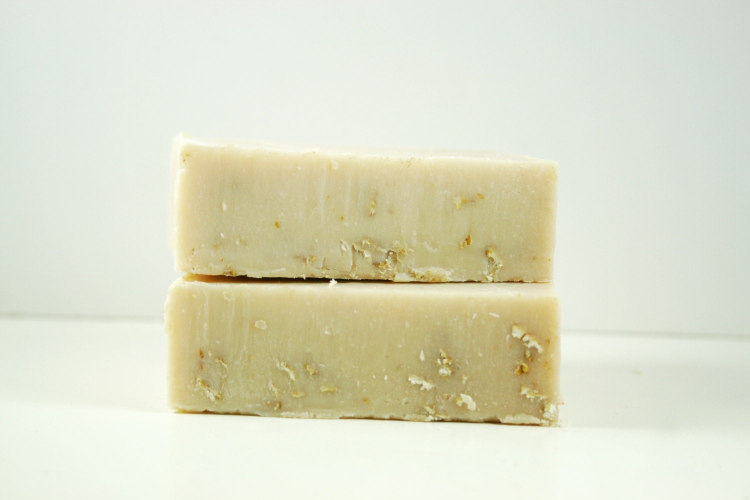 Oatmeal and Honey Facial Soap Bar - Unscented Soap - Includes honey and green tea for added benefit