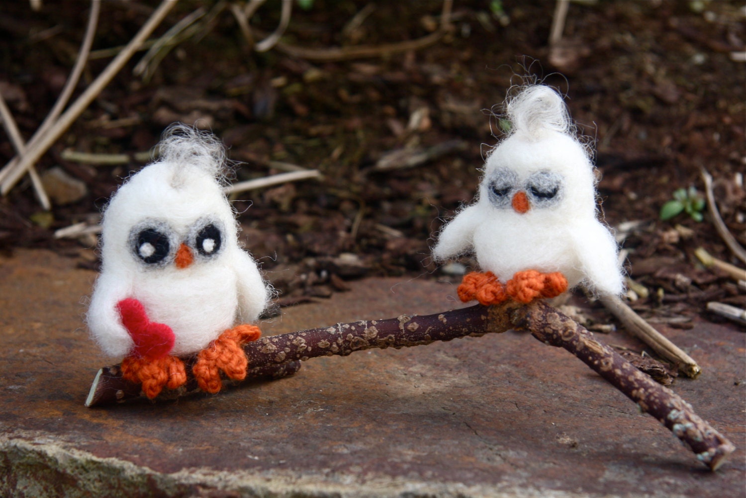 Sweet Hearts needle felt Owl couple pair love birds (woolcrazy)