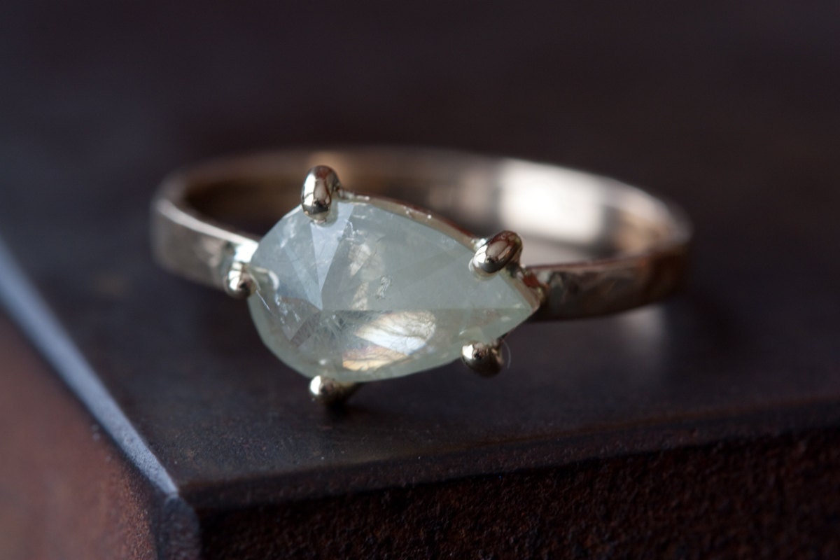 Prong-Set Rose Cut Natural Diamond Ring - 14kt Yellow Gold