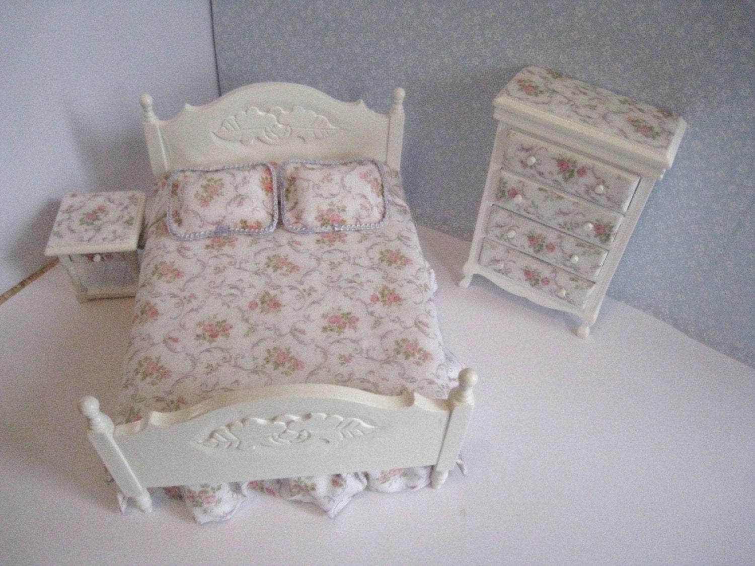 Bedroom set , double,feminine, white, rose print spread, , , dollhouse miniature, twelfth scale,