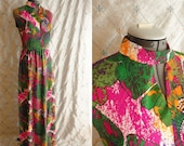 Maxi Dress // 60s Dress // Vintage 1960s Abstract Print Maxi Dress with Keyhole Collar Size L