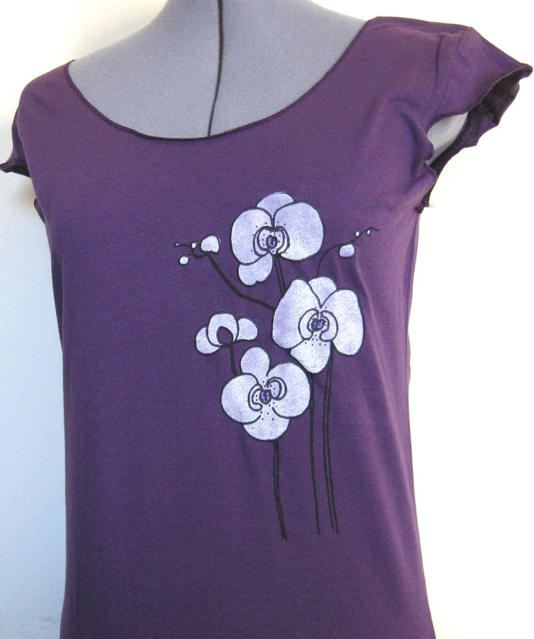Scoop Neck Shirt with Orchids in Eggplant