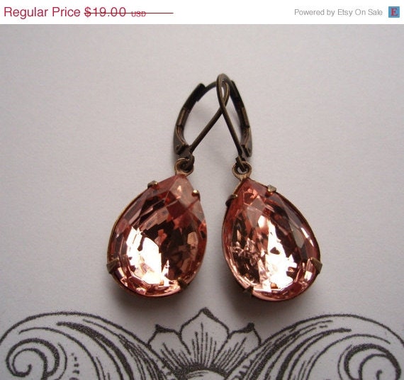 Memorial Day SALE 15% Off Vintage Pale Pink Earrings Drop Earrings Estate Style Vintage Rhinestone Drop Bridesmaid Gift CAMBRIDGE Rosaline