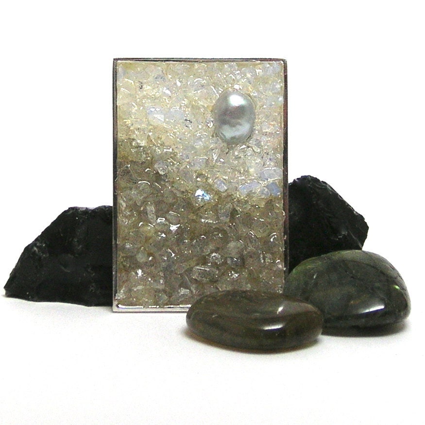 Brooch -  Pearl, Moonstone and Labradorite Landscape - Mosaic Jewelry