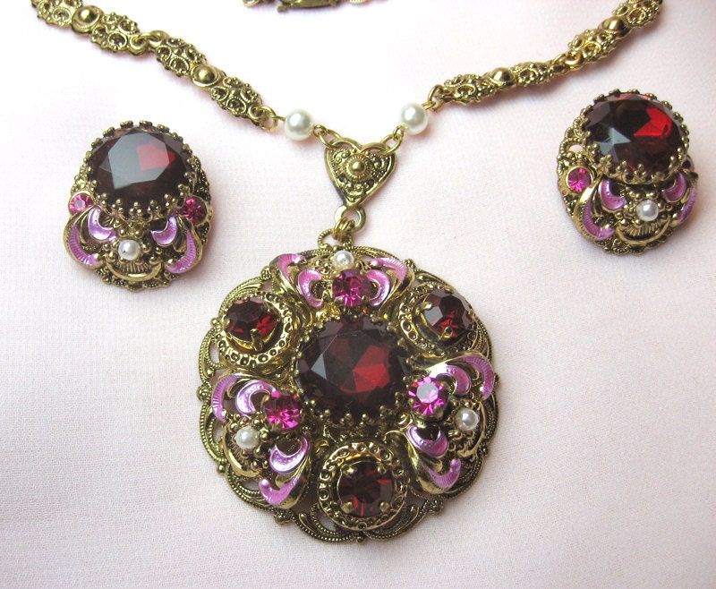 West Germany Red Faceted Rhinestone, Pink Enamel, Faux Pearls Gold Tone Necklace 1950s
