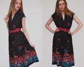 Vintage 70s Vibrant FLORAL Print Day Dress Sleeveless Black Midi