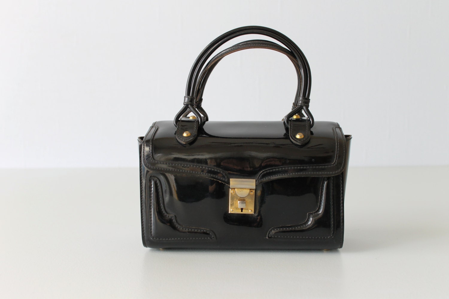 1960s Handbag / Patent Leather Handbag / Doctor's Bag / Granite