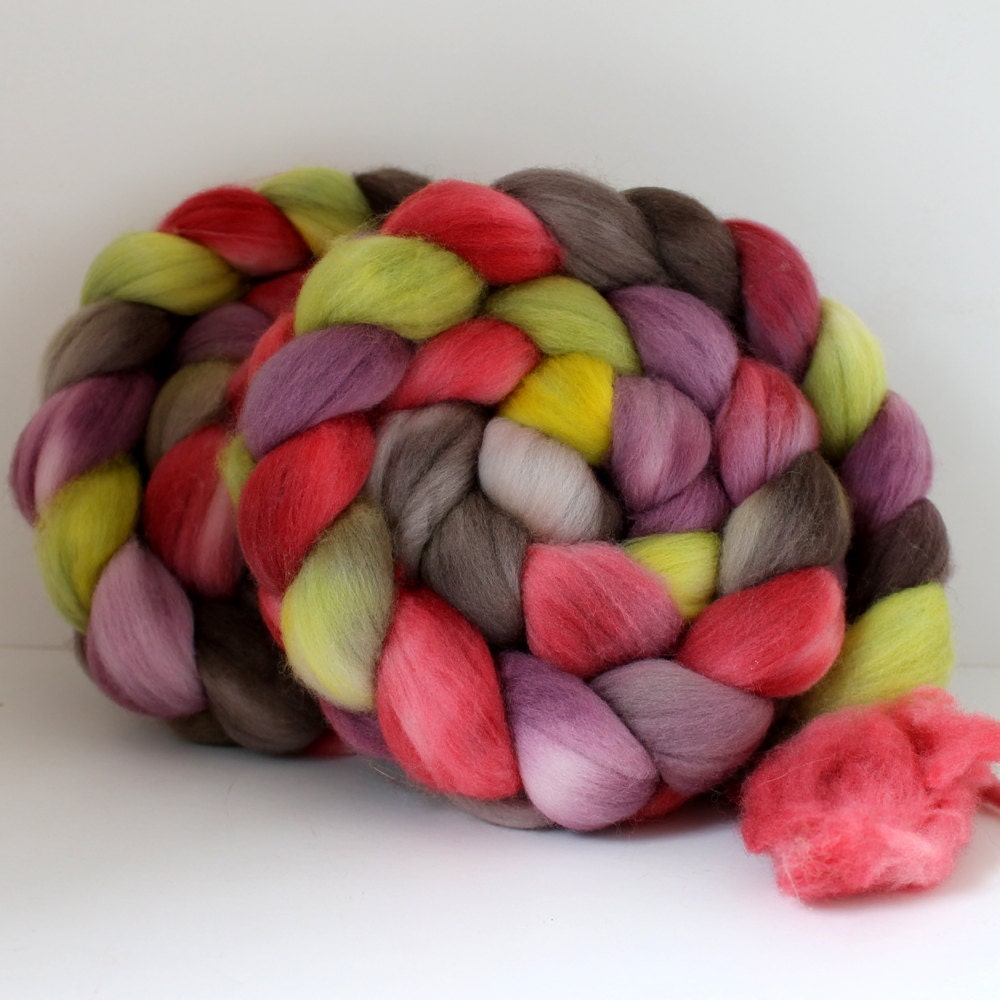 Merino Roving - Hand Painted - Hand Dyed for Spinning or Felting - 4oz - GRINCH