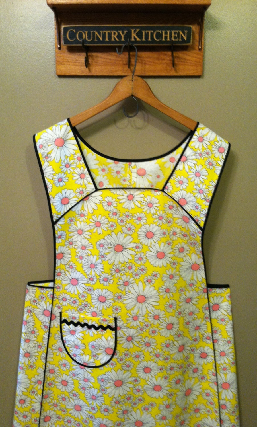 Plus Size Women's Apron Coverall Style White Daisy by Patches68