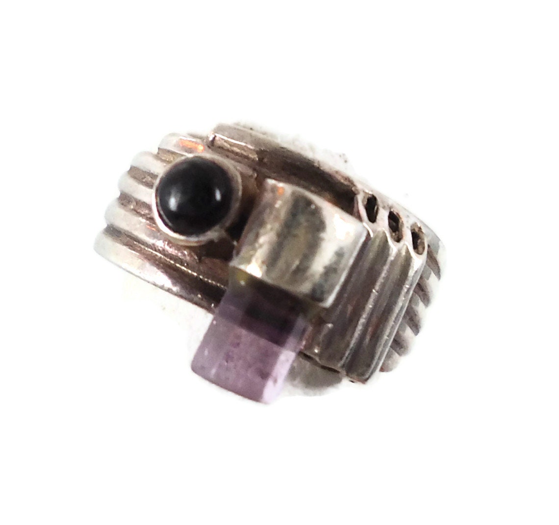 Amethyst Crystal Sterling Silver Ring - Vintage Unique Modern - Size 7.5 - InVintageHeaven
