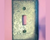 Switch Plate, Toggle Switchplate, Green Leafy Switchplate