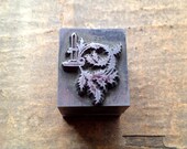 Vintage PRINTERS BLOCK - candle with holly decoration