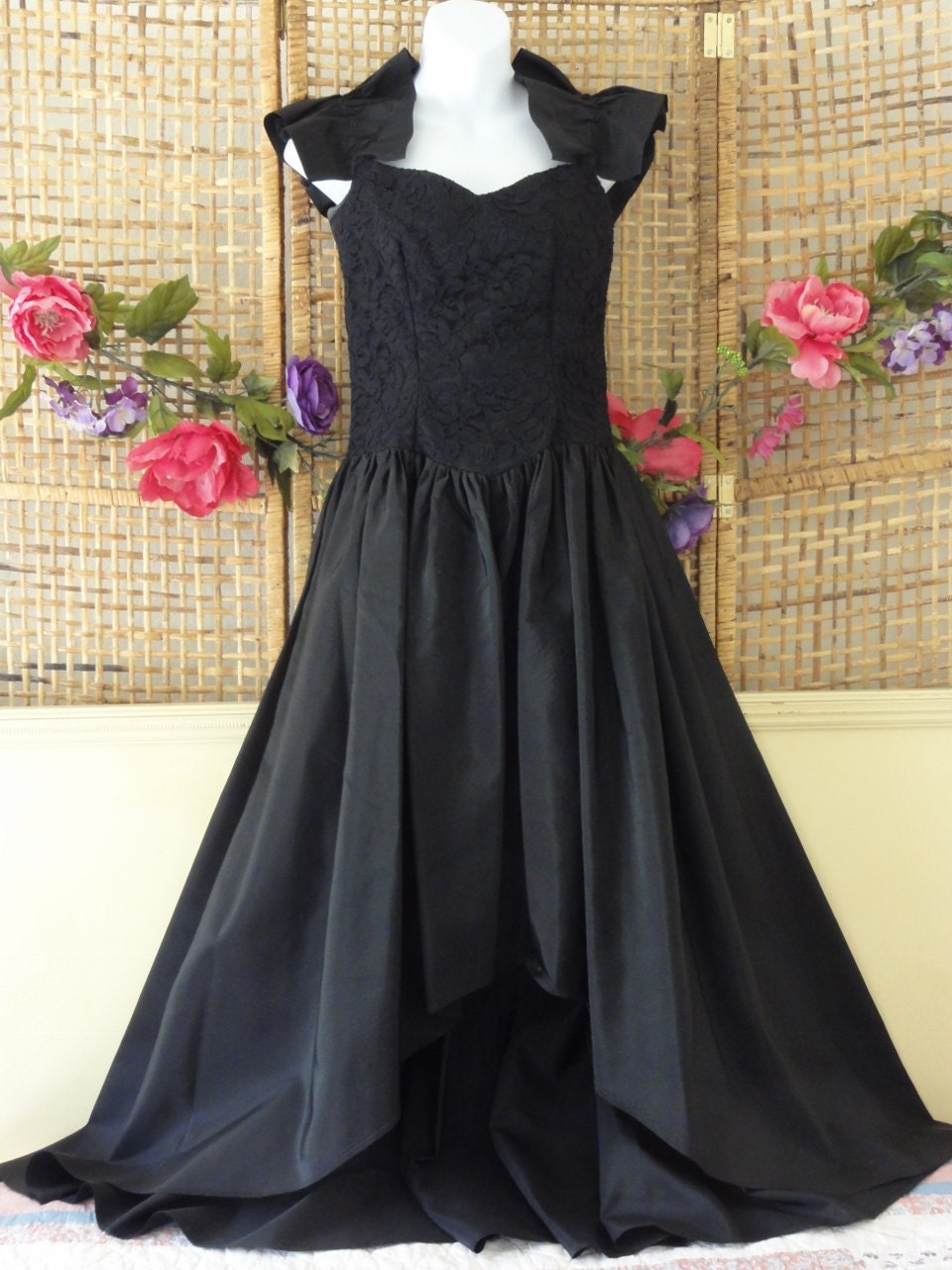 SALE Vintage 80's Hi Lo Prom Dress-Black Lace Taffeta-Sz X Small-High Low Maxi