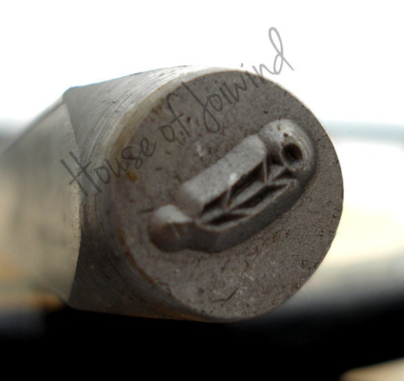 FEATHER   - Metal Design Stamp Punch 6x3mm