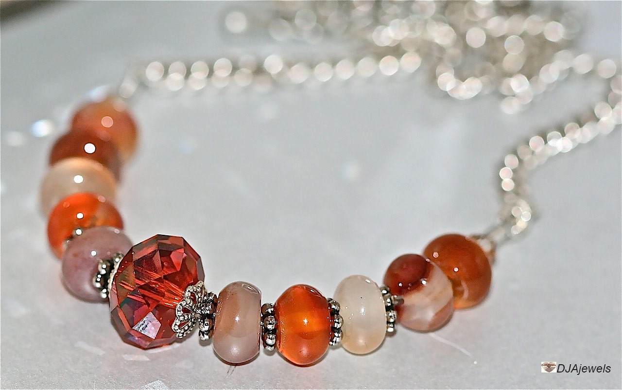 Carnelian Gemstone Necklace. Art Deco. Antique Silver.