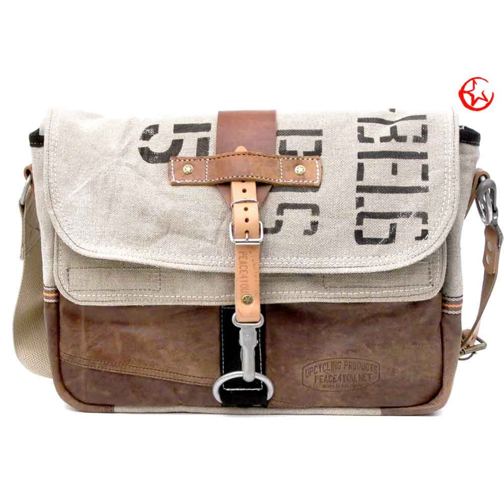 Canvas Laptop Bag // Upcycled and Handmade by peace4you - Model paul-2023 L