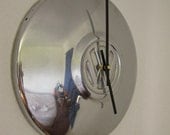 Vintage 60's VW Beetle Chrome Hubcap Clock