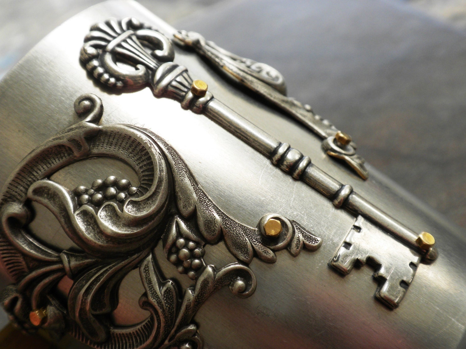 Steampunk Jewelry Skeleton Key Silver Cuff Bracelet