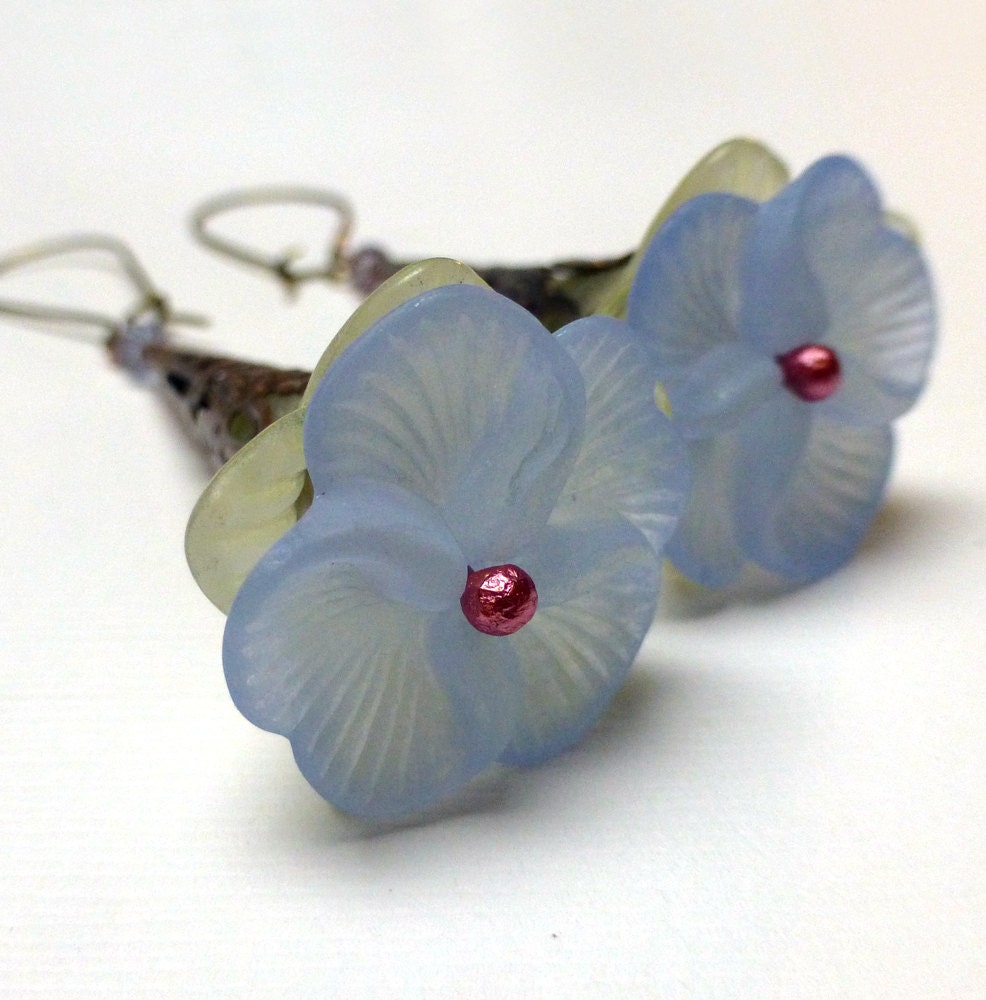 Filigree Pansy Earrings. Blue Yellow Acrylic Pansy Earrings. Victorian Earrings. Gothic Earrings.