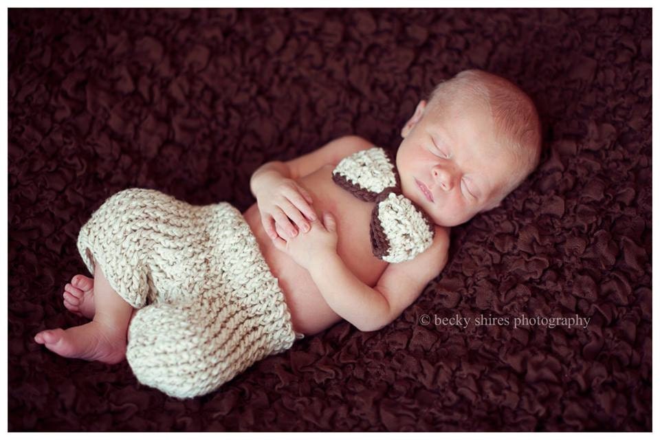 Stella Bs Baby Knickers and Bowtie Set, Newborn  Photography Prop, Free US Shipping