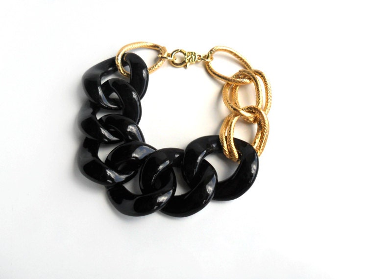 Large Link Black and Gold Chunky Bracelet / Chunky Chain Link Bracelet / Black Gold / Statement bracelet / Trendy bracelets