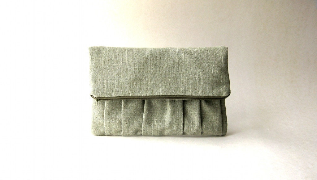 Fold over, foldover, handbag, clutch, pouch, purse, zipper clutch - Delicada Fold Over Clutch in natural greenish linen