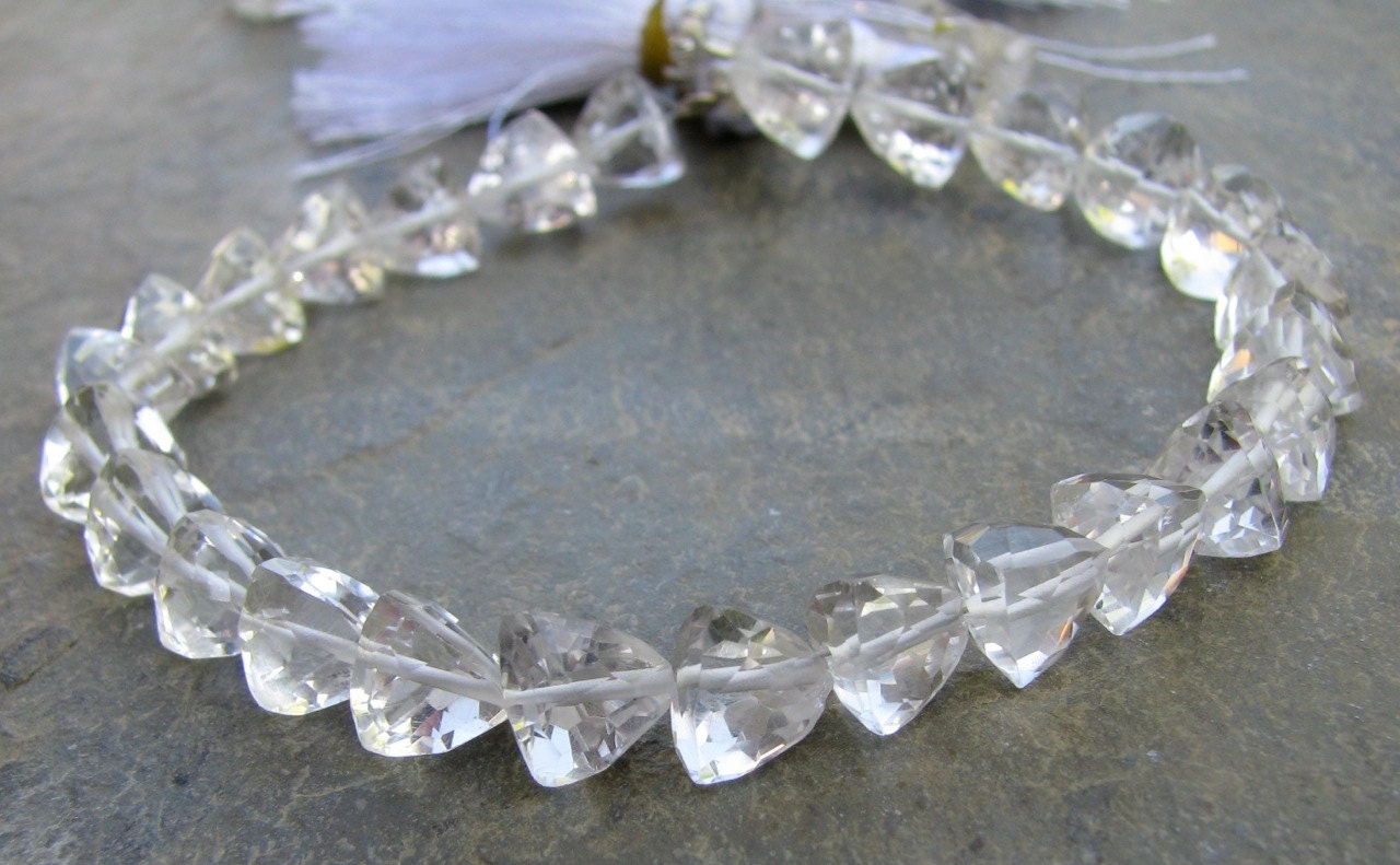 Crystal Clear Quartz, Quartz Trillion Briolettes, Center Drilled Bead Strand (4w68)