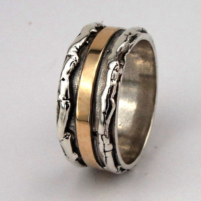 New 9K Yellow gold Sterling silver unisex band  size 8.5 (s r100)