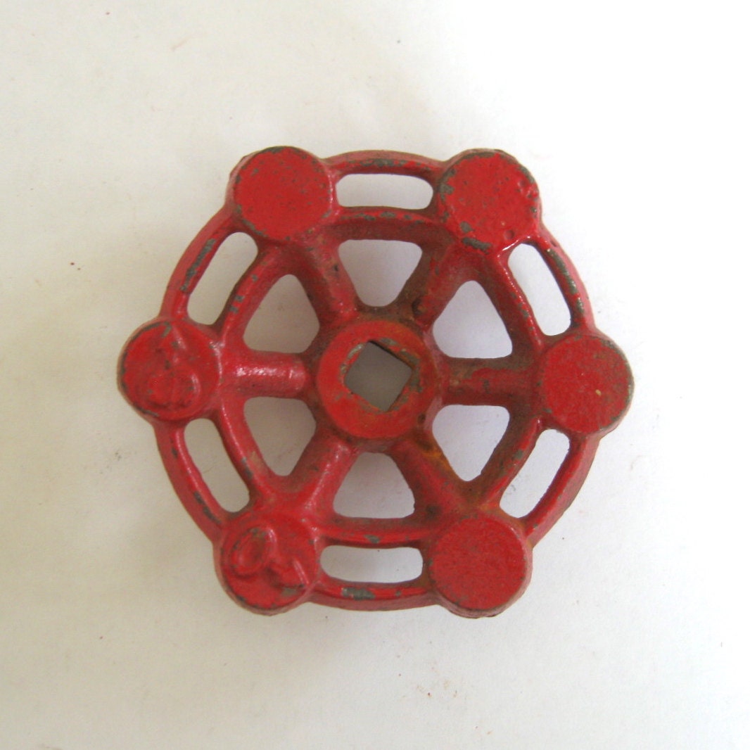 1 vintage red faucet handle, valve handle, 3 inch iron faucet handle, red water knob, vintage style, 257B