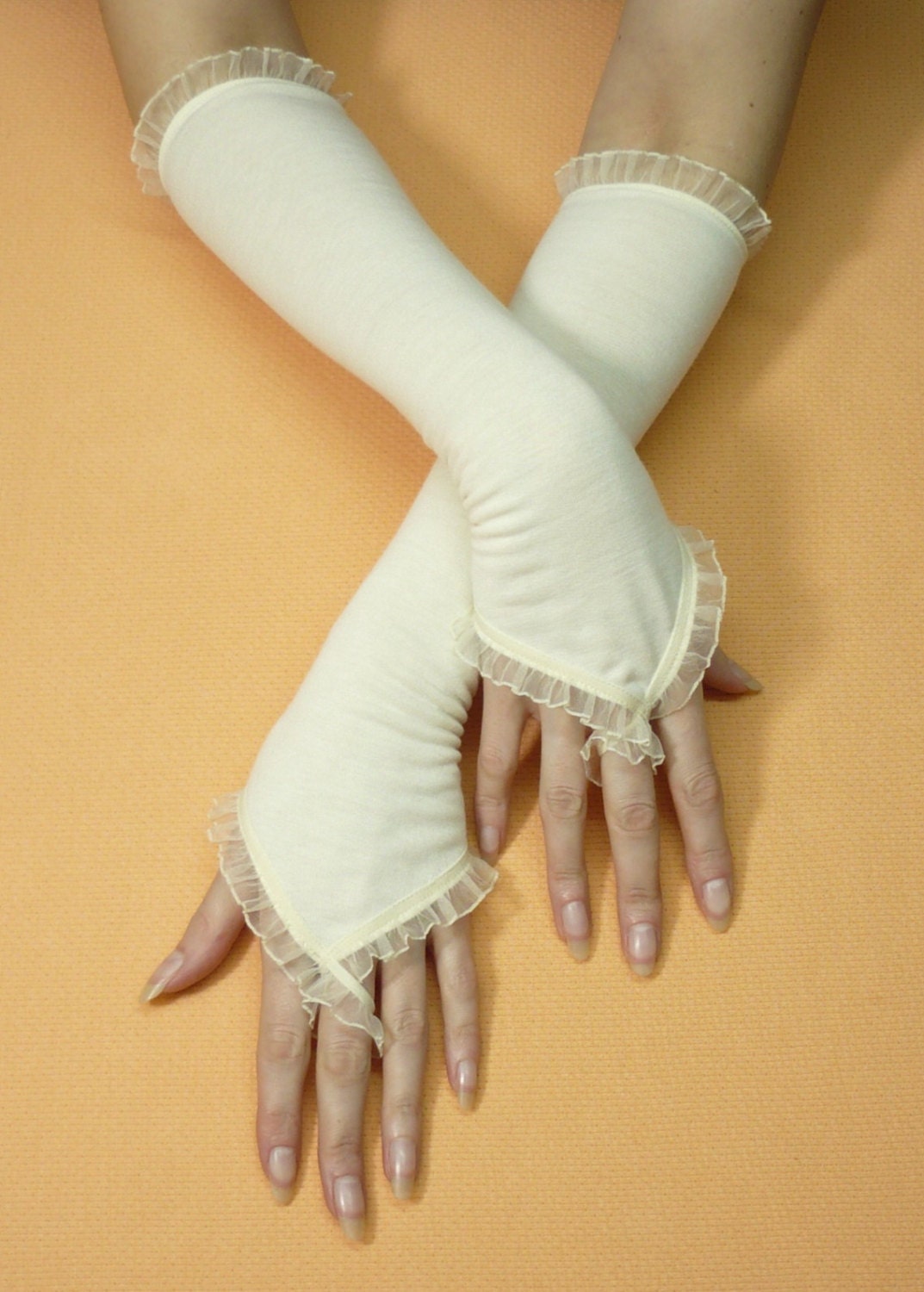 Ivory Gloves with Finger Loop, Wedding Armwarmers with Organza, Regency and Edwardian Style, Vanilla Bridal Gloves