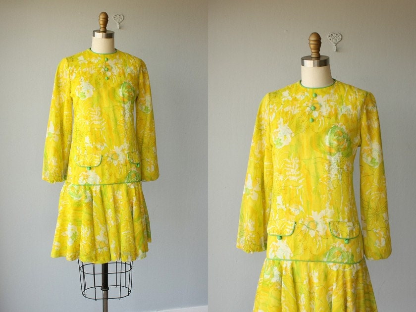 1960s dress / 60s dress / 60s does 20s day dress / yellow cotton lawn dress / drop waist dress  - size small