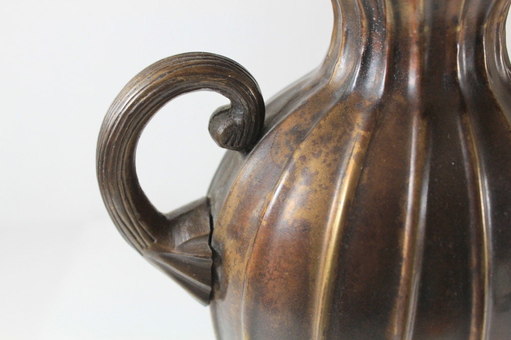 Elegant Fluted Brown Rustic Metal Vase Made in India by Uptown Vintage - UptownVintage