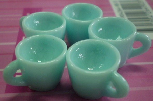5 pcs Resin Mini Cup Pendant Charm LIGHT BLUE color