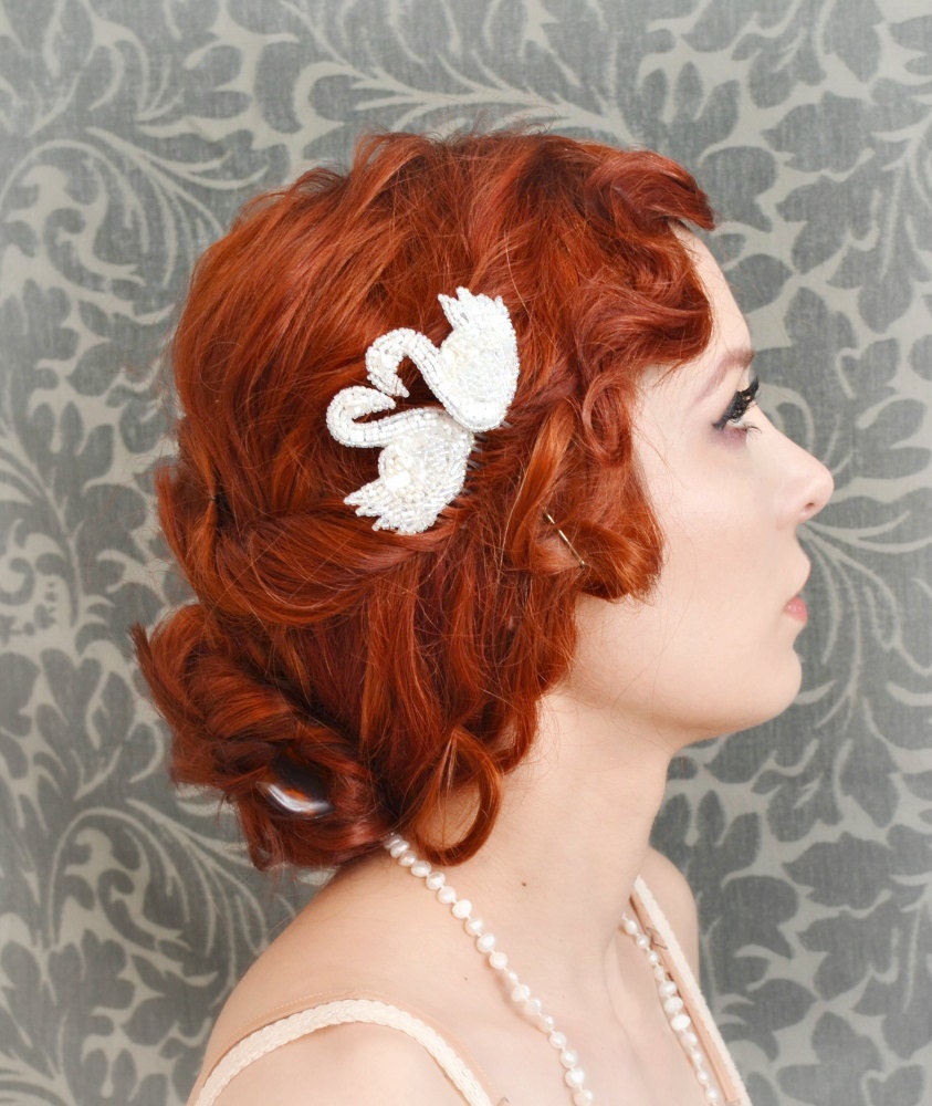 Bridal hair comb, swan comb set, ivory wedding accessory - odette