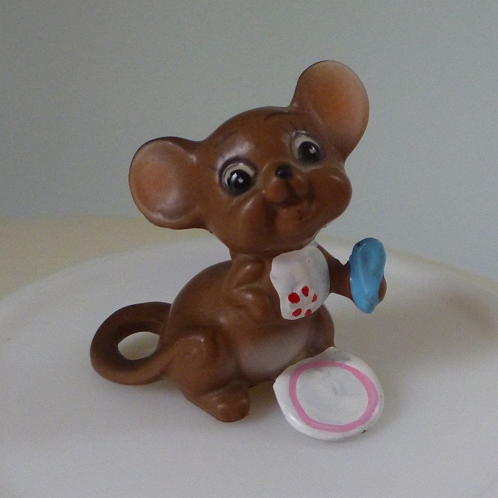 vintage mouse figurine (Japan porcelain miniature)