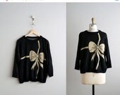 25% OFF SALE 80s sweater / 1980s bow sweater / Wrapped Up sweater