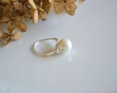 Pearl sterling silver wire wrapped ring, cocktail ring, statement ring