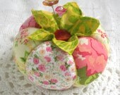 Pincushion, Rosey Poseys Tomato Pincushion