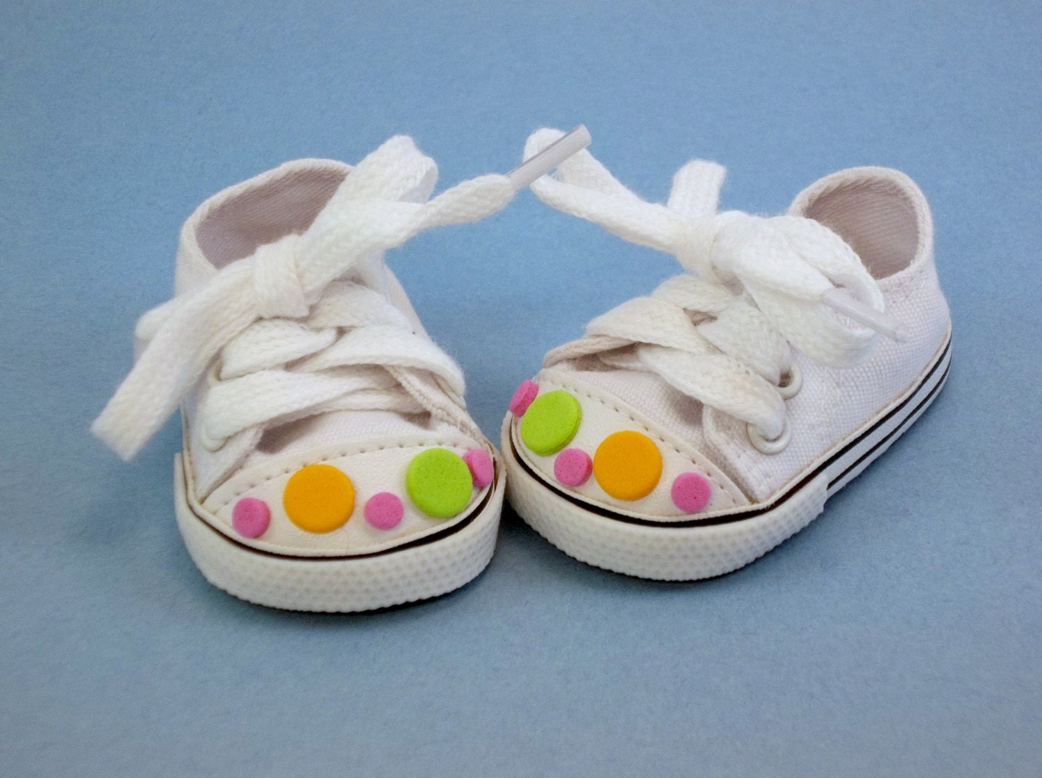 18 inch Doll Shoes American Girl Doll Sneakers with Dots on Toe Cap