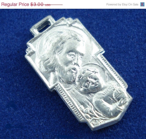 On Sale 25% Off Vintage Saint Joseph Oratoire Mont-Royal Catholic Medal - Religious Saint Charm MM70